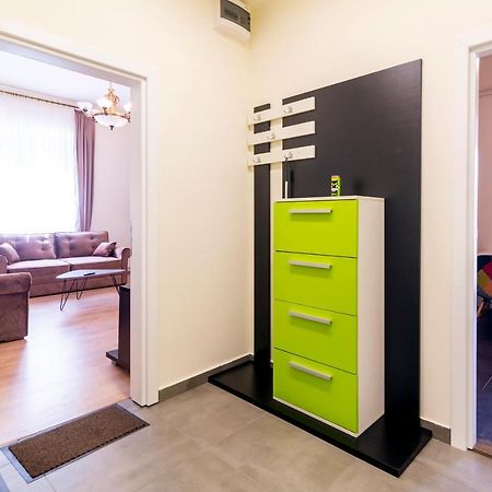 Jevrejska - Central Apartment With Free Parking Novi Sad Esterno foto