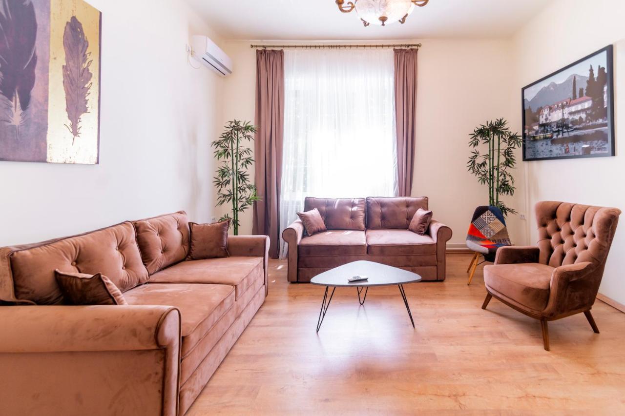 Jevrejska - Central Apartment With Free Parking Novi Sad Esterno foto