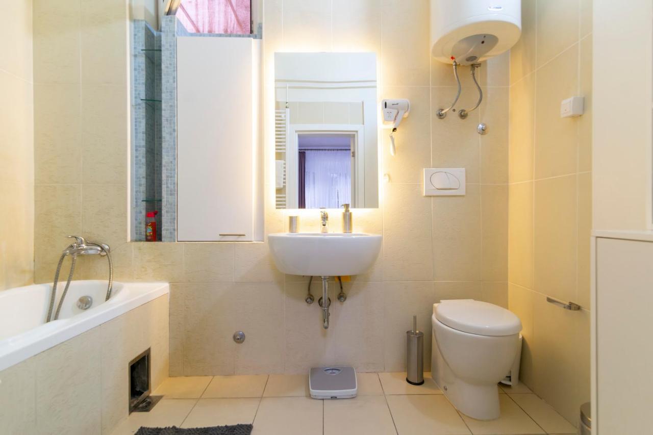 Jevrejska - Central Apartment With Free Parking Novi Sad Esterno foto
