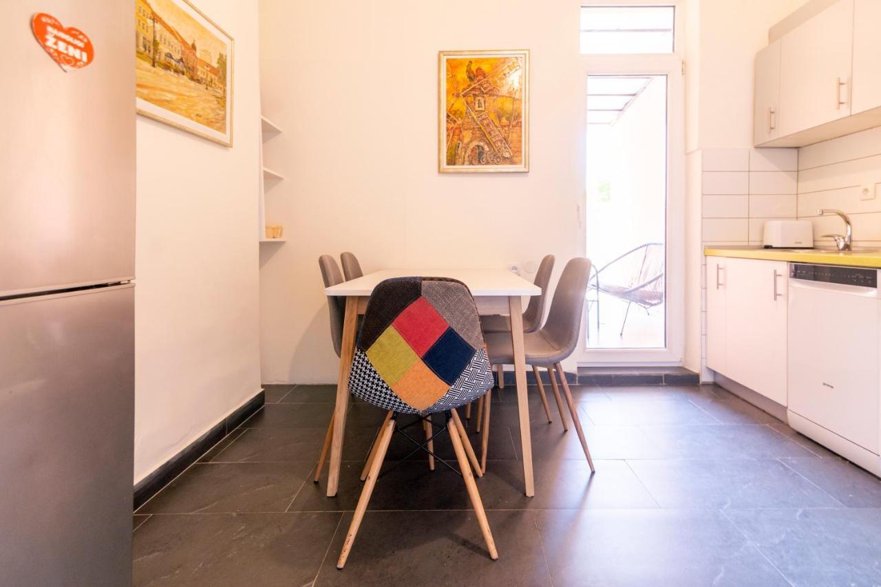 Jevrejska - Central Apartment With Free Parking Novi Sad Esterno foto